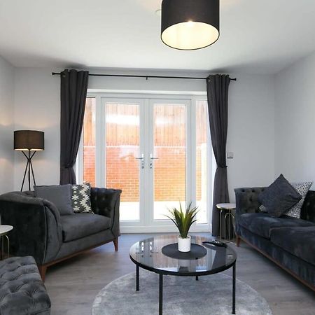 Stunning 2 Bedroom Apartment In Wallasey Esterno foto
