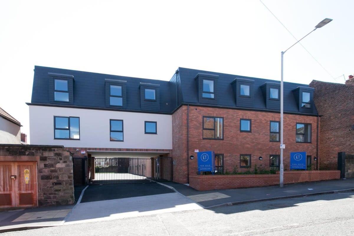Stunning 2 Bedroom Apartment In Wallasey Esterno foto