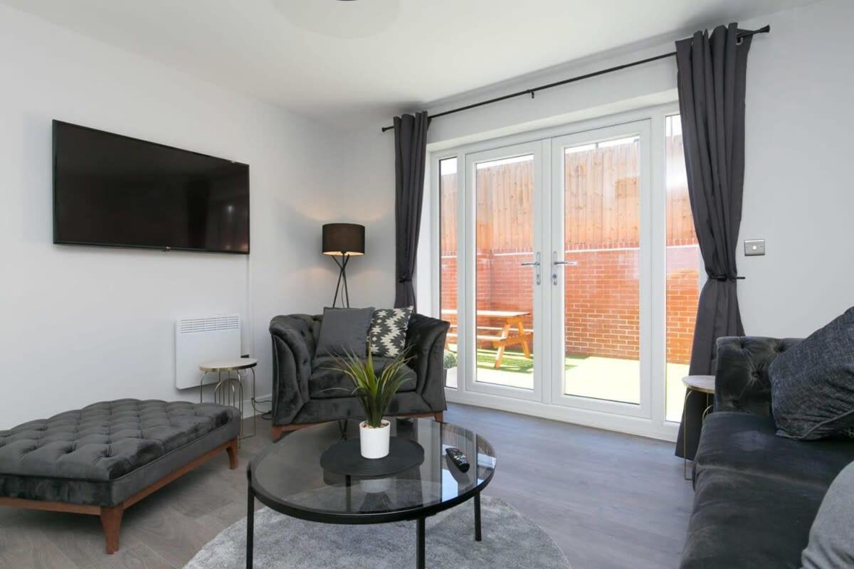 Stunning 2 Bedroom Apartment In Wallasey Esterno foto