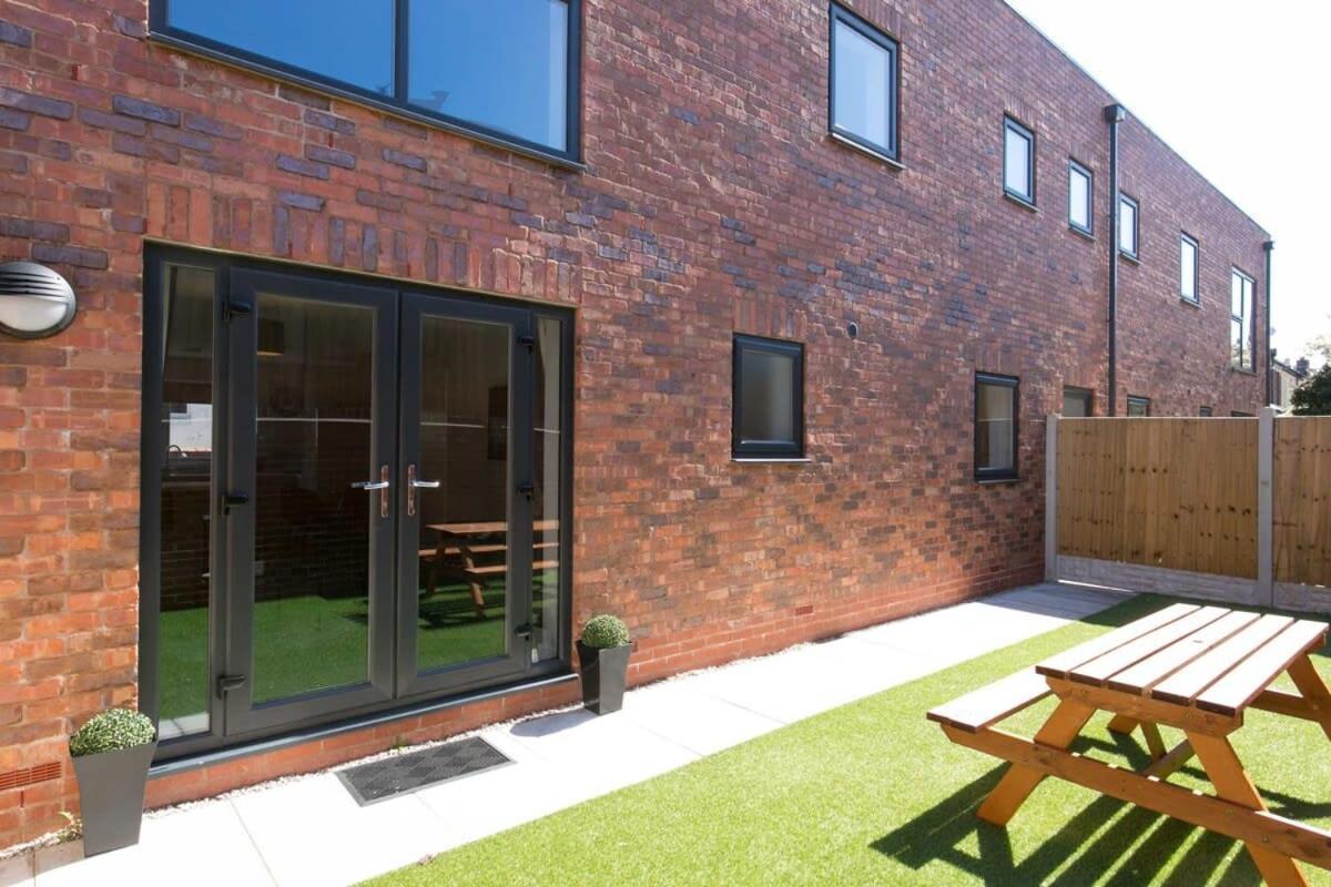 Stunning 2 Bedroom Apartment In Wallasey Esterno foto