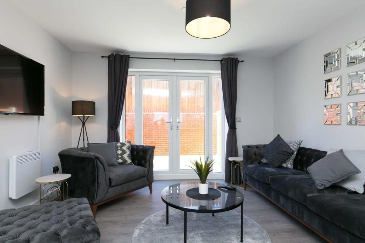 Stunning 2 Bedroom Apartment In Wallasey Esterno foto
